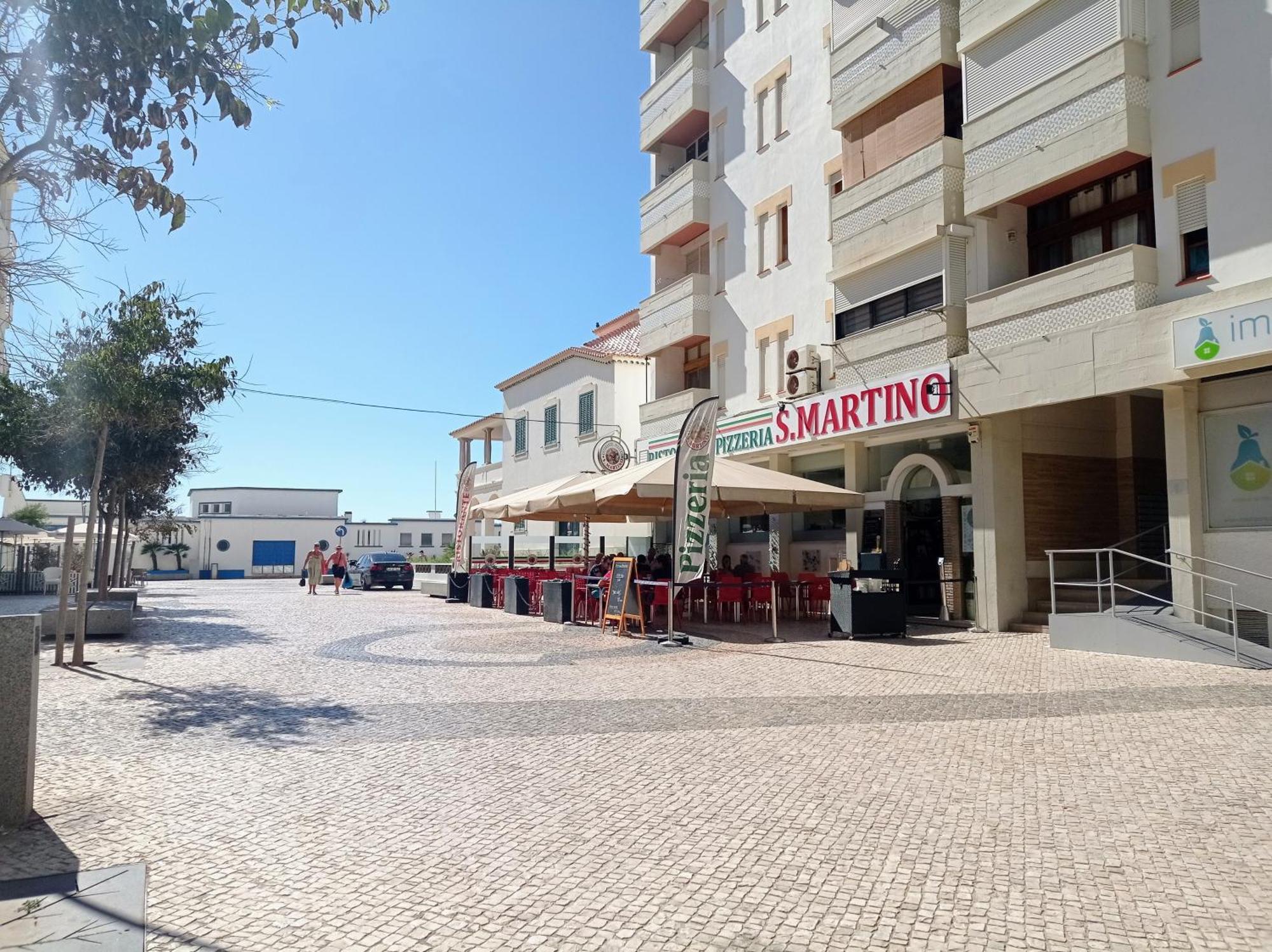 Casino Blu: 50M To Beach, In Town Center Armação de Pêra Exterior foto
